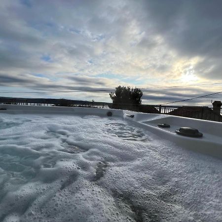 Podgora Experience Suite With Jacuzzi เนเรซีน ภายนอก รูปภาพ