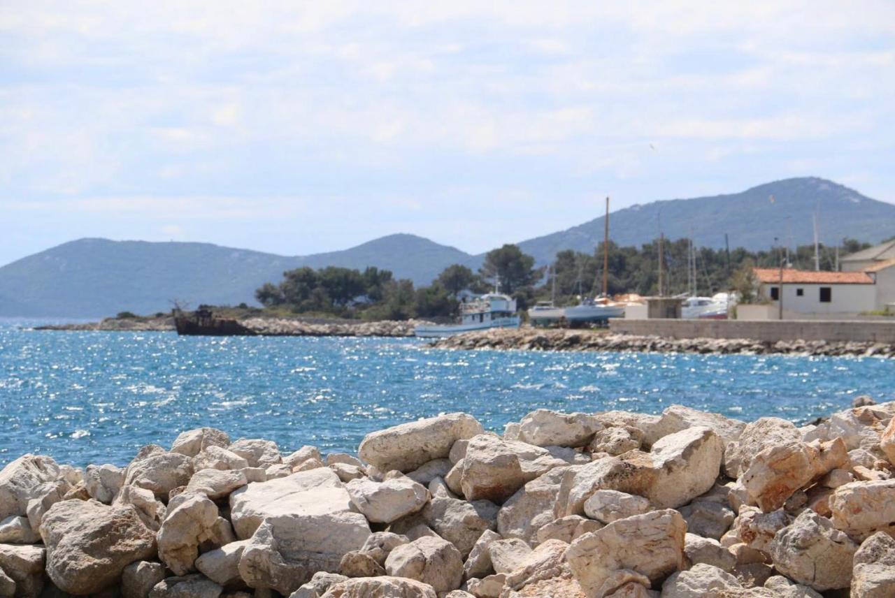 Podgora Experience Suite With Jacuzzi เนเรซีน ภายนอก รูปภาพ