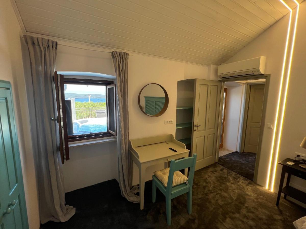 Podgora Experience Suite With Jacuzzi เนเรซีน ภายนอก รูปภาพ